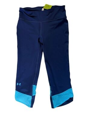 NWT Under Armour Women's Fly-By Compression Capri leggings Small
